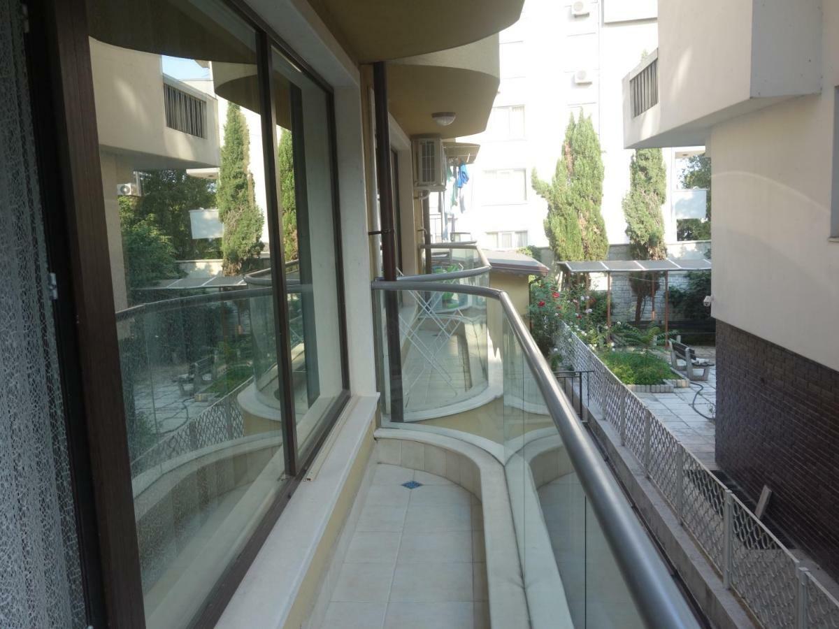 Sea Garden Marina 2 Apartment 瓦爾納 外观 照片